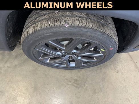 New 2026 Jeep Compass Limited image 10