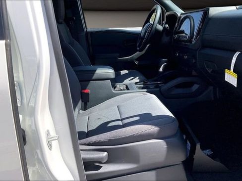New 2026 Nissan Frontier SV w/ Tow Package RWD image 10