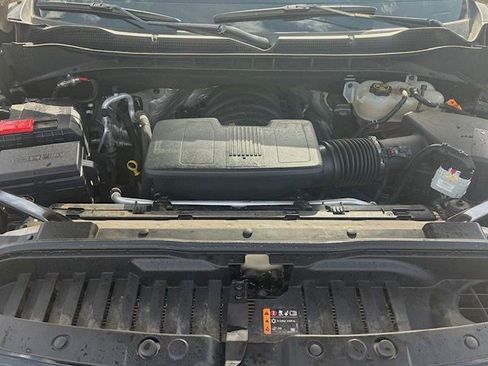 Used 2023 Chevrolet Silverado 1500 ZR2 w/ Technology Package image 6