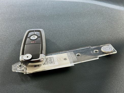 Used 2025 Ford Maverick XLT image 33