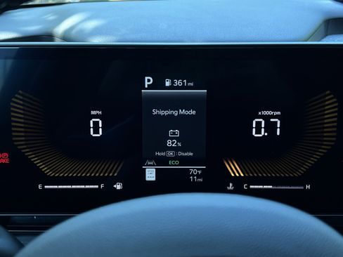 New 2026 Kia Carnival EX FWD image 30