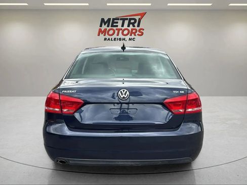 Used 2014 Volkswagen Passat TDI SE image 6