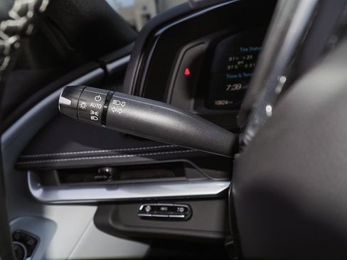 Certified 2021 Chevrolet Corvette Stingray Preferred Cpe w/ Z51 Performance Package image 33