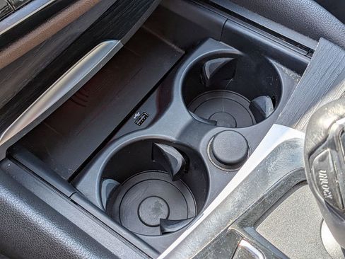 Used 2022 BMW 530i xDrive 530i xDrive w/ Luxury Seating Package image 6