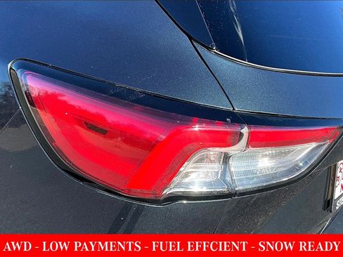 Used 2022 Ford Escape SE w/ Cold Weather Package image 21