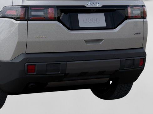 New 2026 Jeep Cherokee Overland image 13