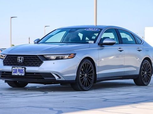 Used 2025 Honda Accord Touring image 5