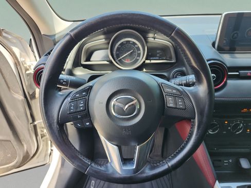 Used 2017 MAZDA CX-3 Touring w/ Premium Package FWD image 9