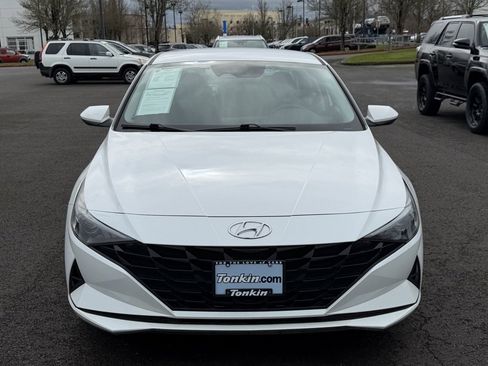 Used 2021 Hyundai Elantra SEL image 3