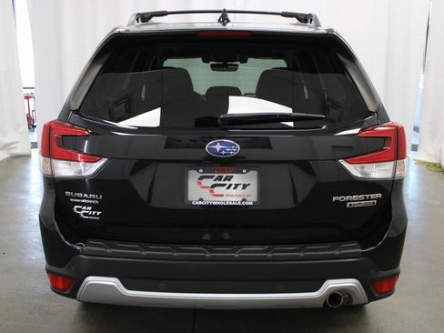 Used 2021 Subaru Forester Touring w/ Popular Package #2 image 7