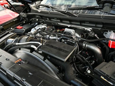 New 2026 GMC Sierra 3500 Denali w/ Denali Reserve Package image 7