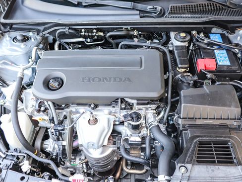Used 2025 Honda Civic Sport image 31