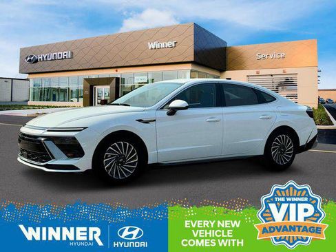 New 2025 Hyundai Sonata SEL image 2