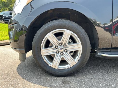 Used 2019 Ford Expedition Max XLT w/ Equipment Group 202A RWD image 7