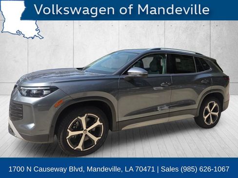 Used 2026 Volkswagen Tiguan SE AWD/4WD image 1