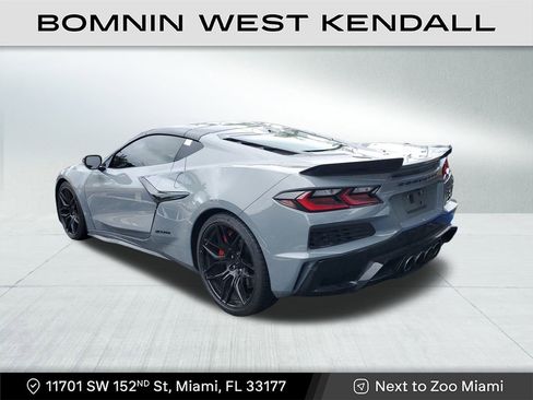 Used 2024 Chevrolet Corvette Z06 image 5