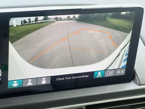Certified 2024 Honda Pilot Touring image 26