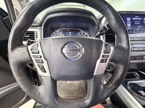 Used 2020 Nissan Titan SV w/ SV Convenience Package AWD/4WD image 42