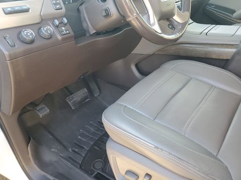 Used 2018 GMC Yukon Denali w/ Denali Ultimate Package image 26