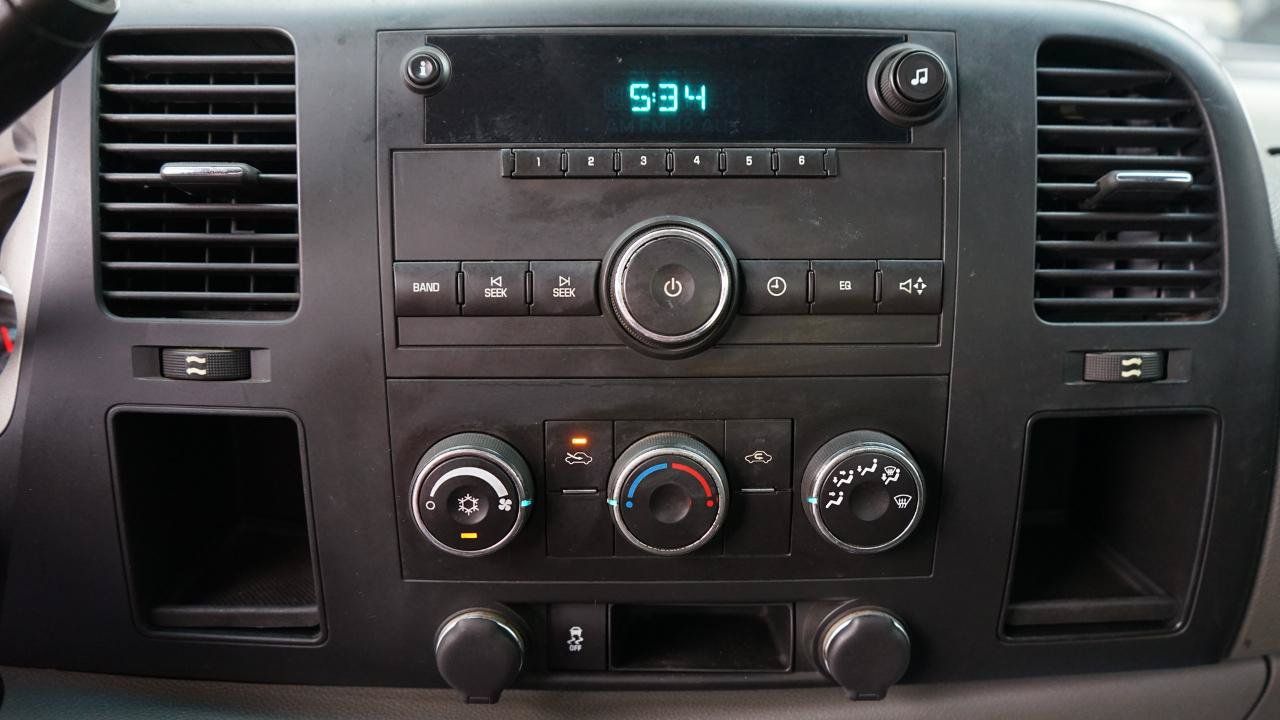 Used 2013 Chevrolet Silverado 2500 W/T RWD image 13
