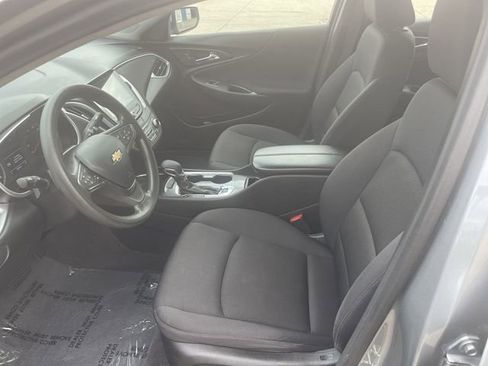 Used 2023 Chevrolet Malibu LT image 11