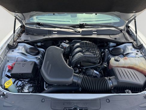 Used 2023 Dodge Charger SXT RWD image 9