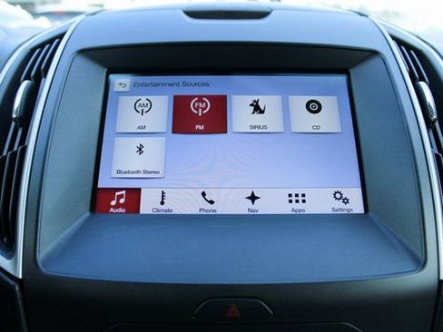 Used 2016 Ford Edge SEL w/ Equipment Group 201A image 21