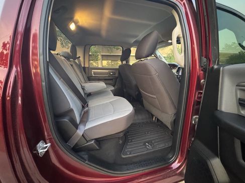 Used 2023 RAM 1500 Classic SLT w/ Electronics Convenience Group AWD/4WD image 28