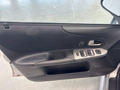 Used 2003 MAZDA Protege5 FWD image 16