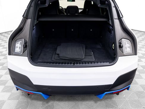 Used 2024 BMW iX xDrive50 w/ Convenience Package image 30