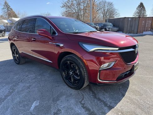 Used 2023 Buick Enclave Essence w/ Sport Touring Edition image 6