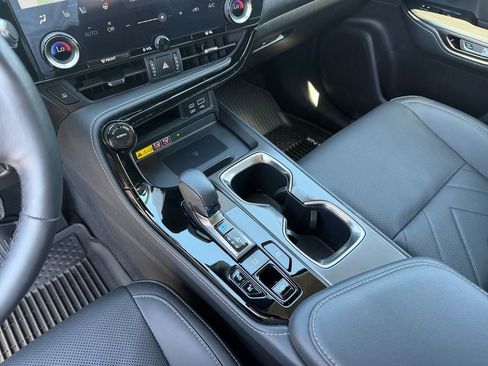 Used 2024 Lexus NX 350h AWD w/ Vision Package image 18