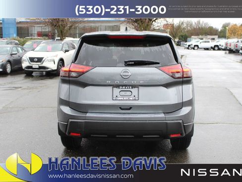 New 2026 Nissan Rogue SV image 8