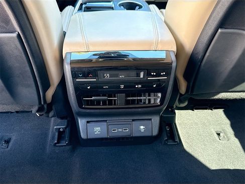 Used 2022 Acura MDX SH-AWD w/ Advance Package image 28