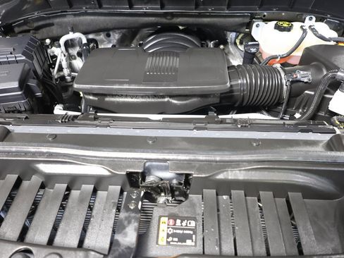 Used 2021 Chevrolet Silverado 1500 LT image 25