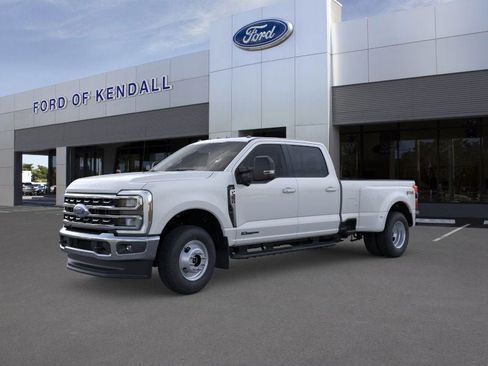 New 2026 Ford F350 XLT w/ XLT Premium Package AWD/4WD image 1