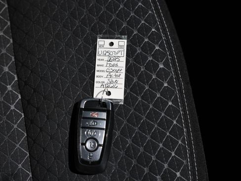Certified 2023 Ford Escape Active AWD/4WD image 32