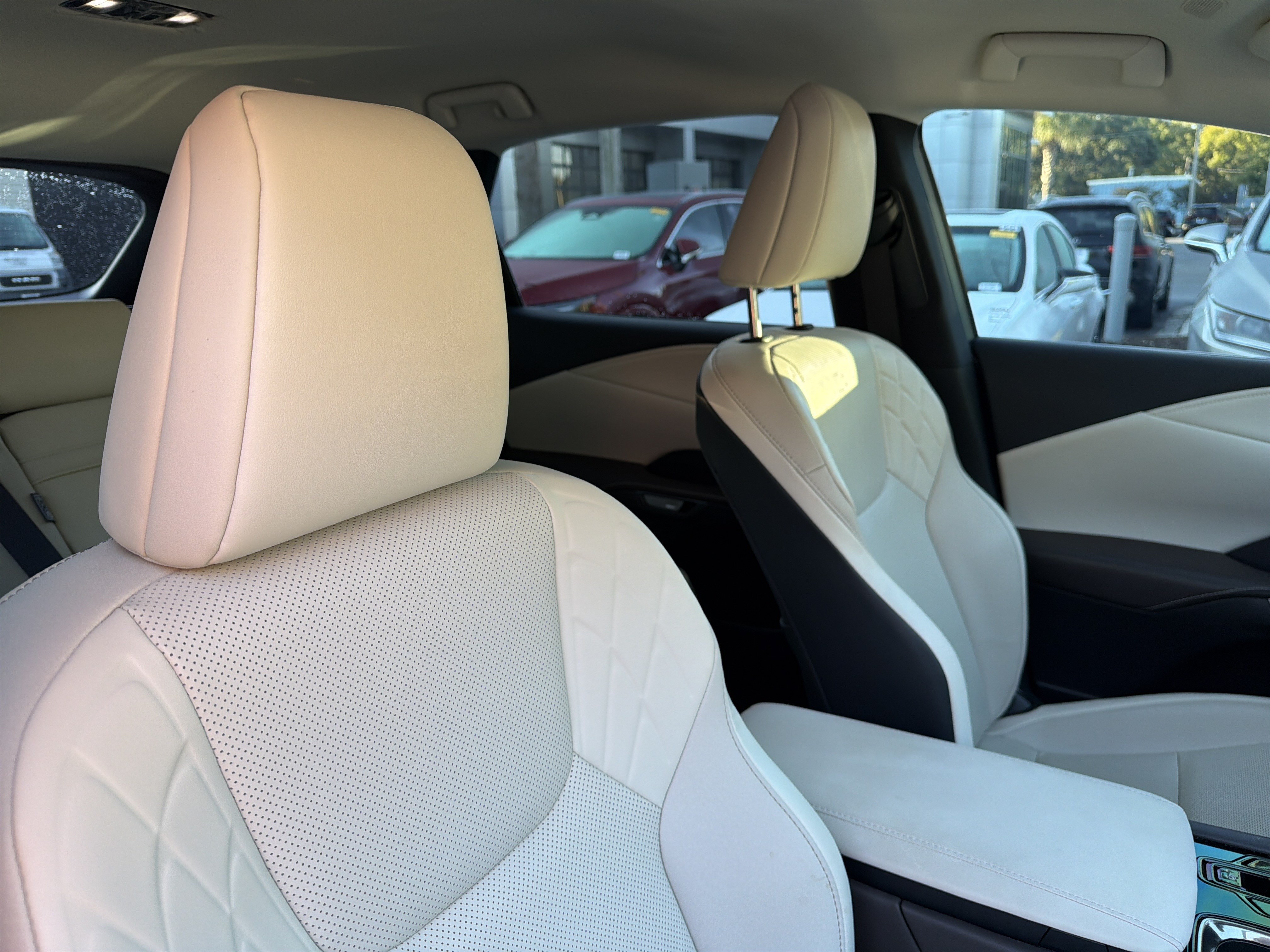 Certified 2024 Lexus RX 350 FWD w/ Technology Package image 40