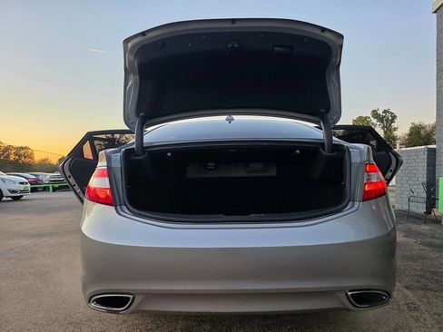 Used 2012 Hyundai Azera Base 4dr Sedan image 46