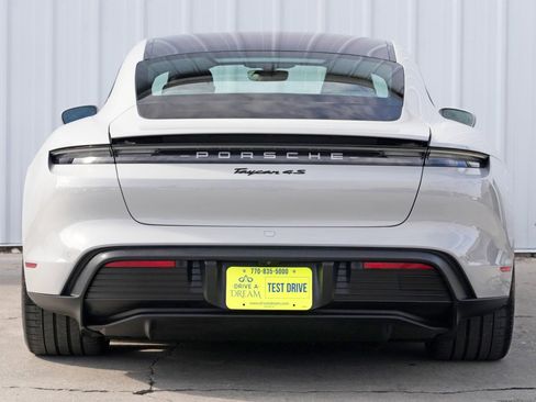 Used 2023 Porsche Taycan 4S w/ Premium Package image 11