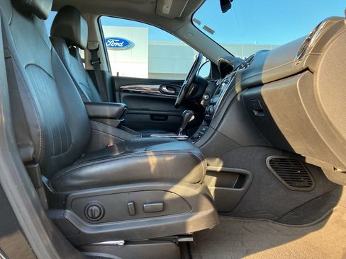 Used 2017 Buick Enclave Leather w/ Enclave Sport Touring Edition image 34