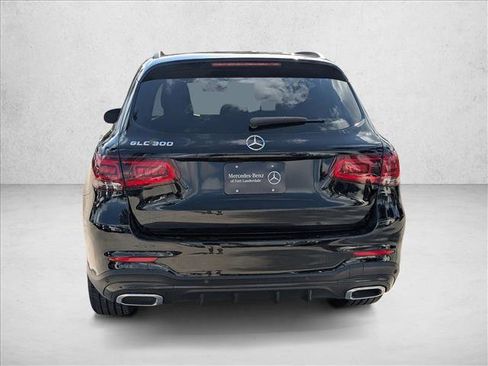 Used 2022 Mercedes-Benz GLC 300 image 7