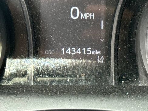 Used 2021 Toyota Camry LE FWD image 20