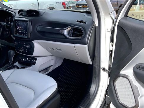 Used 2022 Jeep Renegade Limited image 19