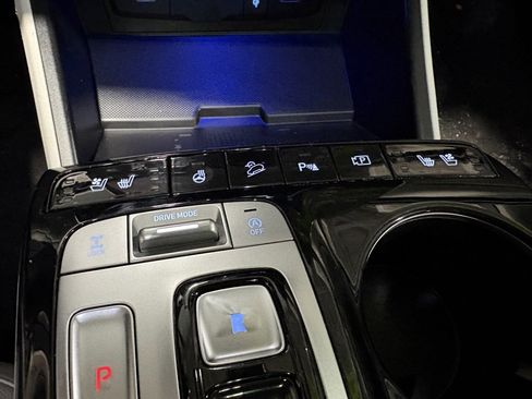 Used 2023 Hyundai Tucson Limited image 17