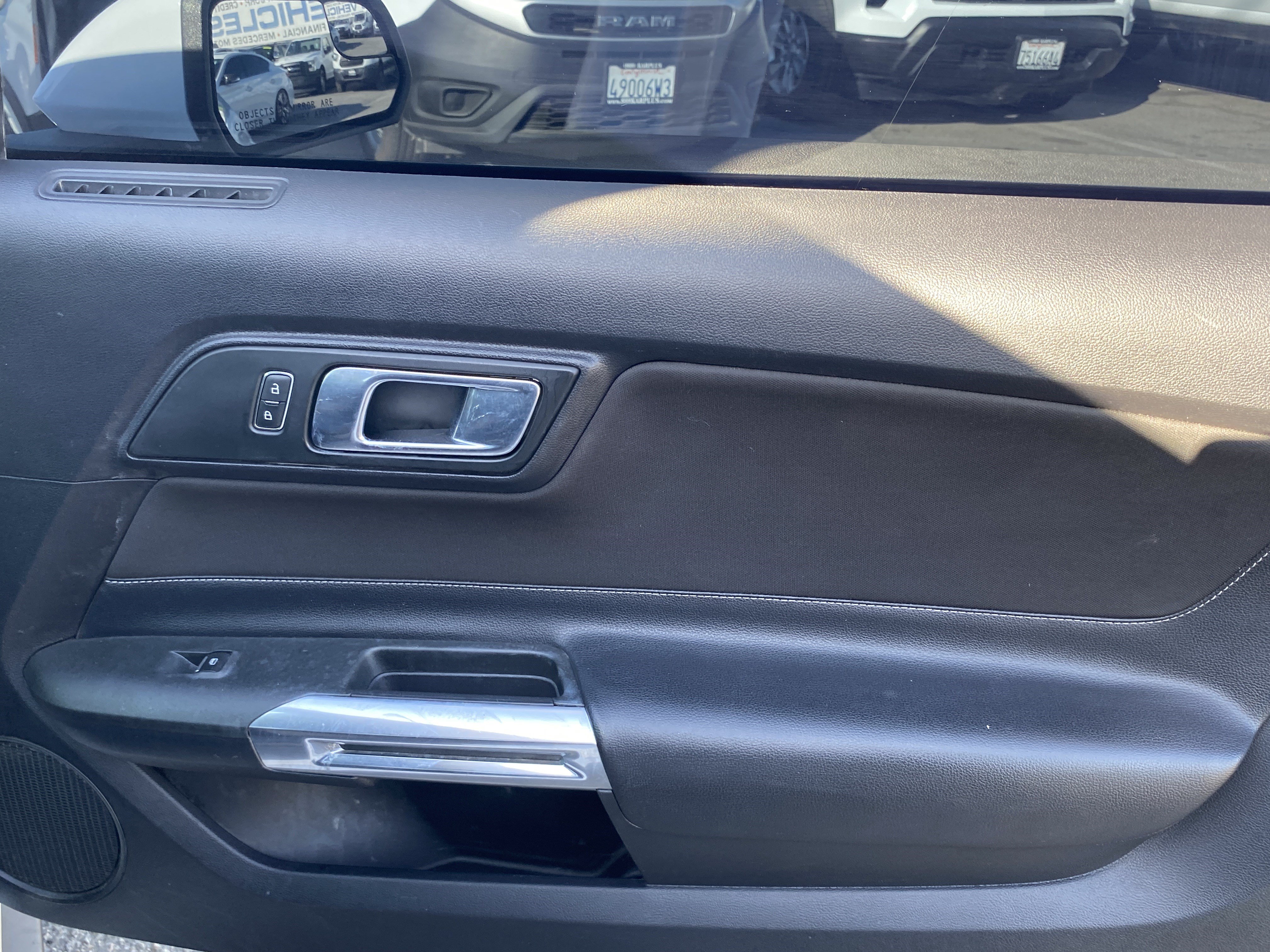 Used 2019 Ford Mustang Coupe RWD image 21
