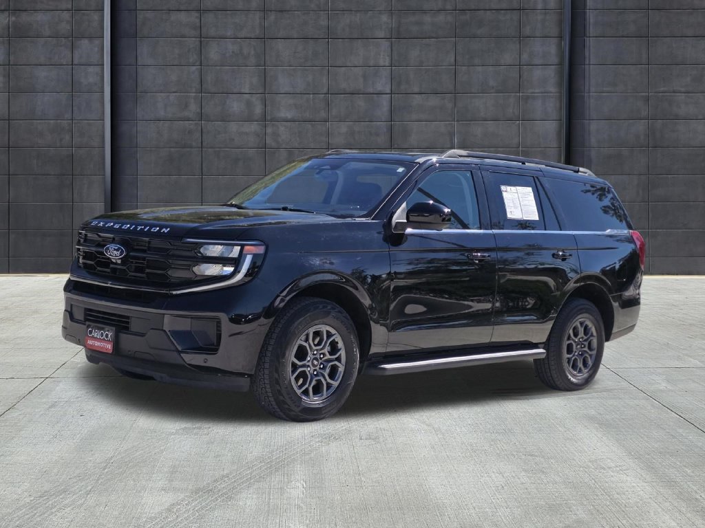 Used 2025 Ford Expedition Active RWD image 1