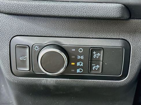 Used 2024 Ford Escape ST-Line w/ Tech Pack #1 AWD/4WD image 17