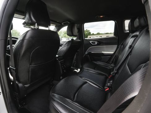 Used 2025 Jeep Compass Limited AWD/4WD image 34