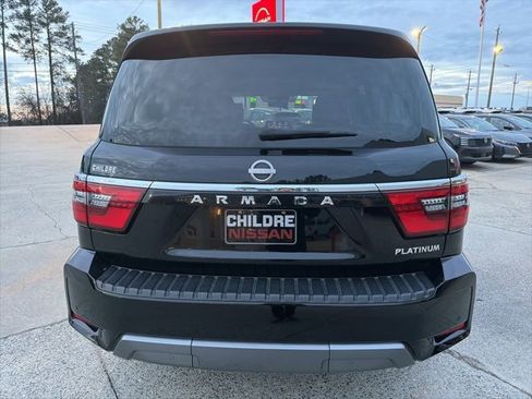 Used 2024 Nissan Armada Platinum w/ Captain's Chairs Package image 7